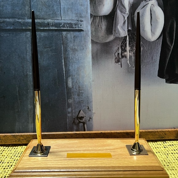 Elegant Dual Pen Holder with Black and Gold Pens